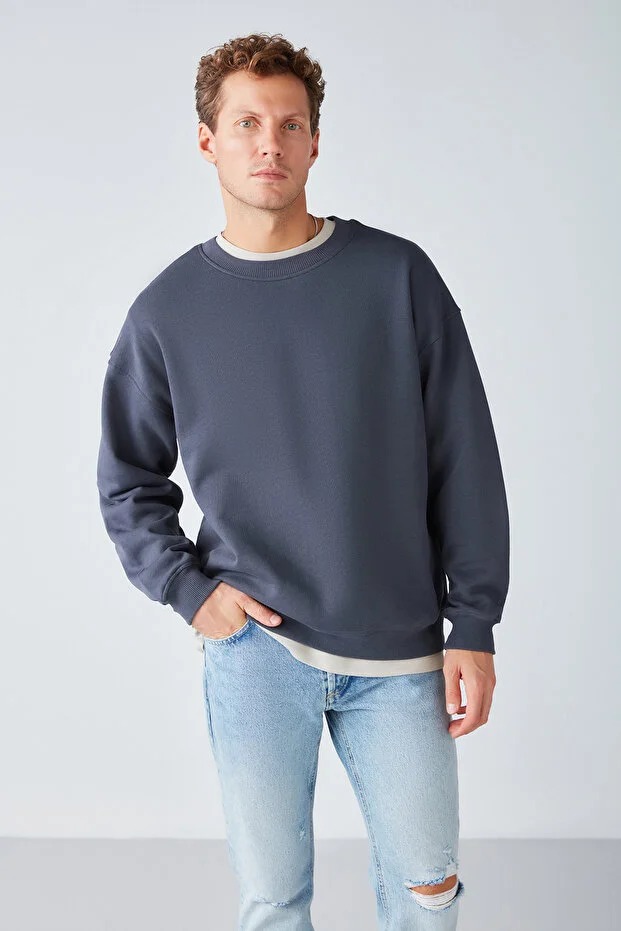 Basic Sweatshirt